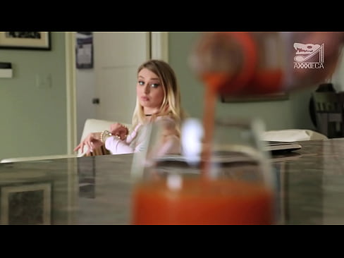 ❤️ Ragazza calda con grandi tette e figa stretta riceve il cazzo dal perdente, ma molto duro ❤️ Video di sessoal it.onetubes.top ❌