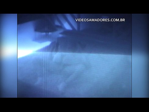 ❤️ Marito filma la moglie che si scopa il vicino e scopre che è un cornuto ❤️ Video di sessoal it.onetubes.top ❌