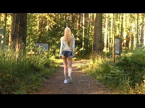 ❤️ Bella donna si muove lentamente, video non nudo ❤️ Video di sessoal it.onetubes.top ❌